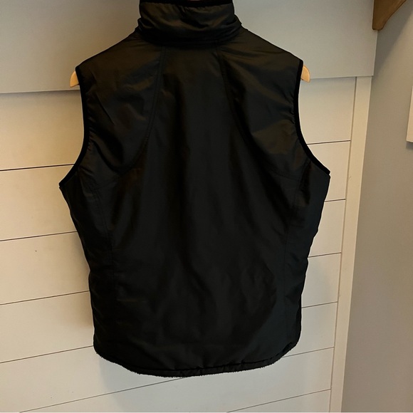 The North Face Women's Black Reversible Vest - Picture 2 of 12